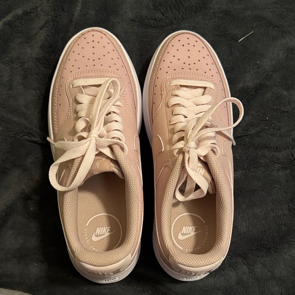 Women's Nike Court Vision Alta Pink Sneakers 8.5 - Picture 3 of 5